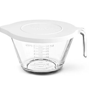 Pampered Chef  8 Cup Glass Batter Bowl w/ Lid
